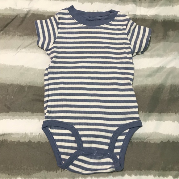 SOLD💥Baby Boy 3 Piece Set 🐻 - Picture 4 of 5